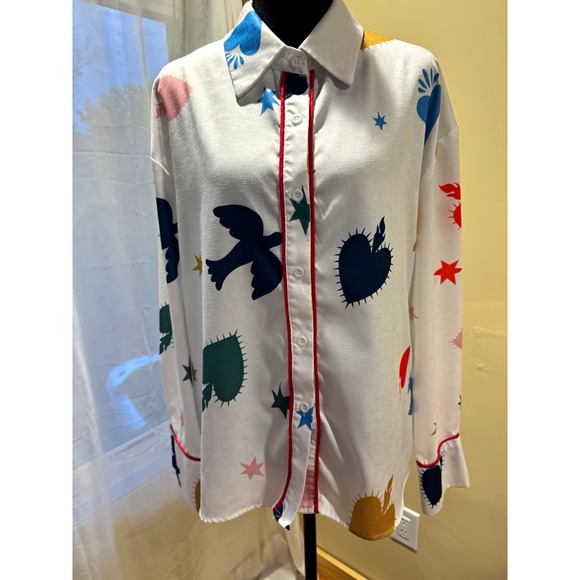 Unbranded Tops - Women's White Multicolor Heart Stars Birds Collared Button-Front Long Sleeve L